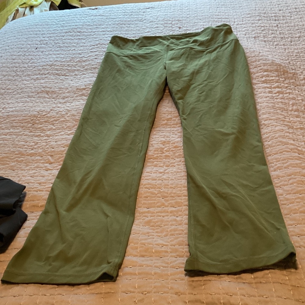 Athleta bundle of 2 pants olive green/ black L
